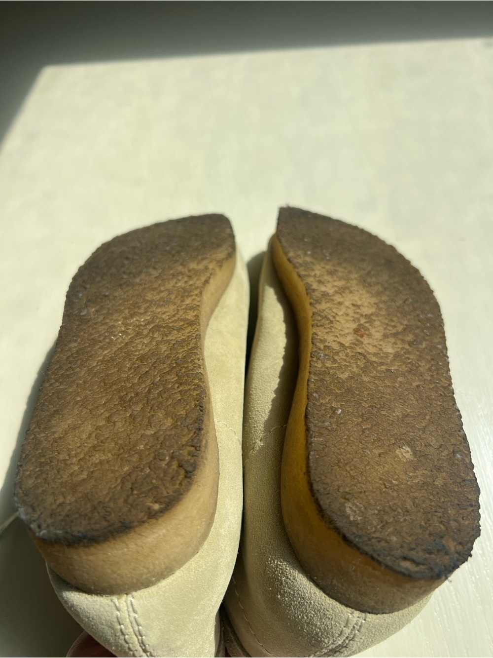 Clarks Wallabee Boots US M 10 Khaki Beige Suede Mid Men's Shoes - Picture 5 of 6